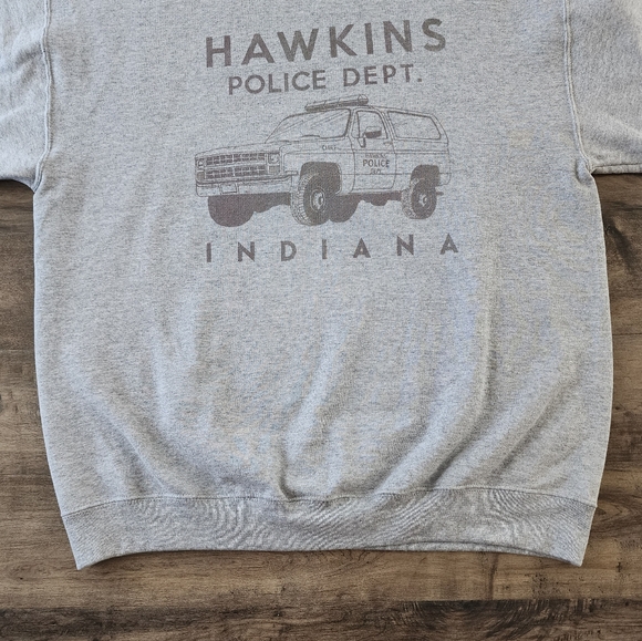 Stranger Things Hawkins Police Dept. Indiana Crewneck Sweatshirt XL NWOT - Picture 6 of 11